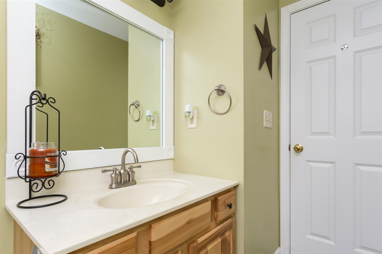 78 Governors Road Farmington, NH 03835 - Photo 33 of 40