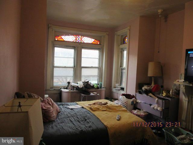 919 R Street Northwest Washington, DC 20001 - Photo 25 of 29 Bedroom (Master)