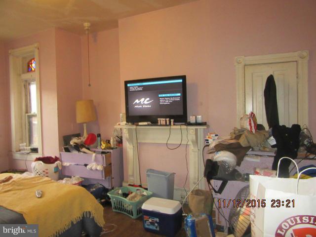 919 R Street Northwest Washington, DC 20001 - Photo 26 of 29 Bedroom