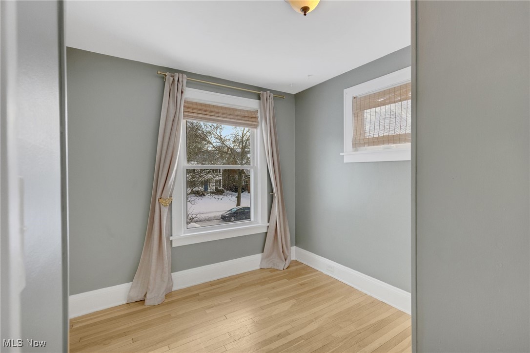 2542 Queenston Road Cleveland, OH 44118 - Photo 23 of 36 2nd floor - Bedroom #2