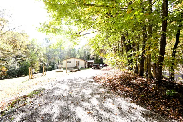$290,000 | 9769 North Lick Creek Road, Morgantown, IN 46160