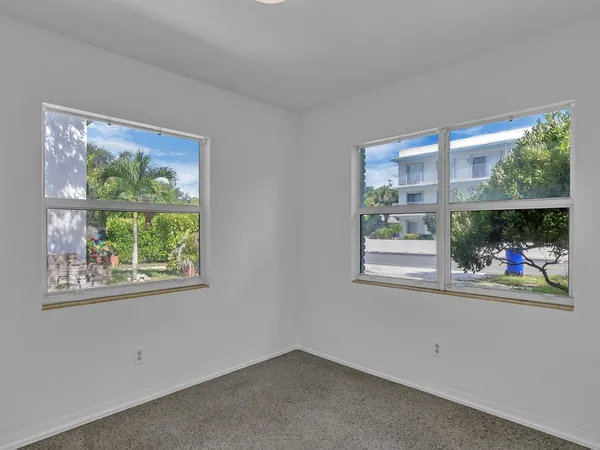 $2,500 | 856 Dahlia Lane, Unit B, Vero Beach, FL 32963