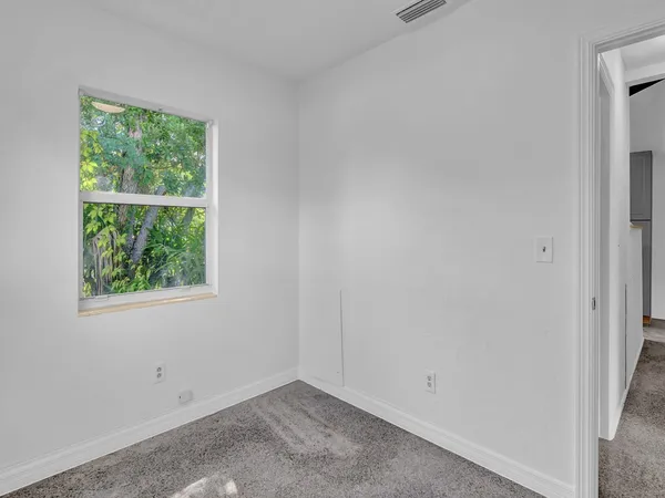 $2,500 | 856 Dahlia Lane, Unit B, Vero Beach, FL 32963