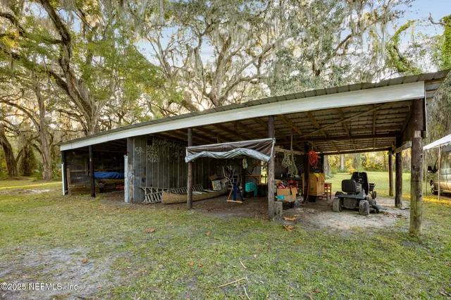 $478,800 | 127 Duck Lane, Crescent City, FL 32112