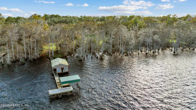 $478,800 | 127 Duck Lane, Crescent City, FL 32112