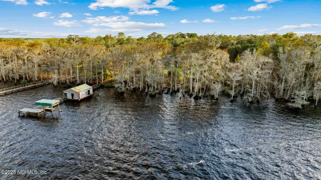 $478,800 | 127 Duck Lane, Crescent City, FL 32112