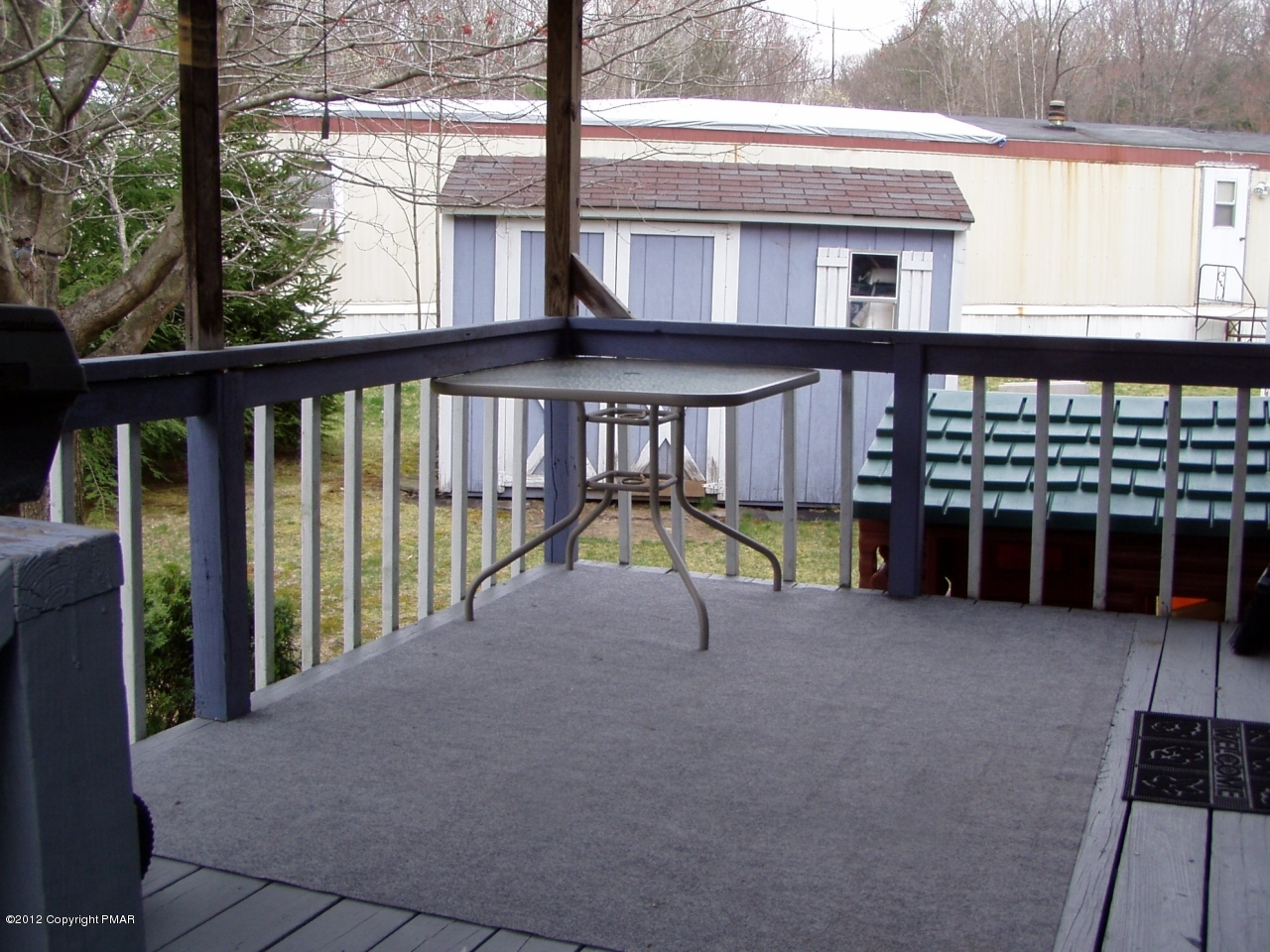 26 Stadden Road Stroudsburg, PA 18360 - Photo 4 of 16 Covered front deck