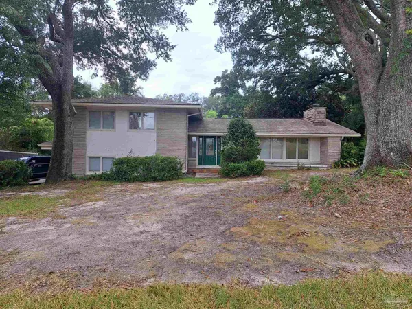 $2,575 | 8598 Meadowbrook Drive, Pensacola, FL 32514