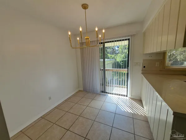 $2,575 | 8598 Meadowbrook Drive, Pensacola, FL 32514