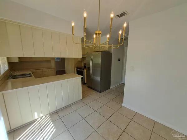 $2,575 | 8598 Meadowbrook Drive, Pensacola, FL 32514