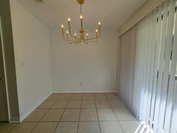 $2,575 | 8598 Meadowbrook Drive, Pensacola, FL 32514