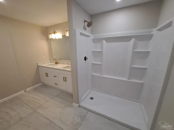 $2,575 | 8598 Meadowbrook Drive, Pensacola, FL 32514