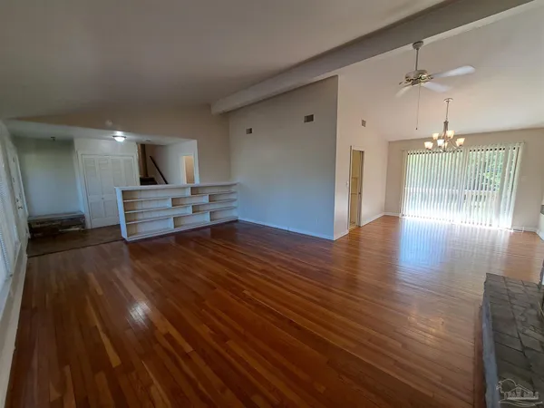 $2,575 | 8598 Meadowbrook Drive, Pensacola, FL 32514