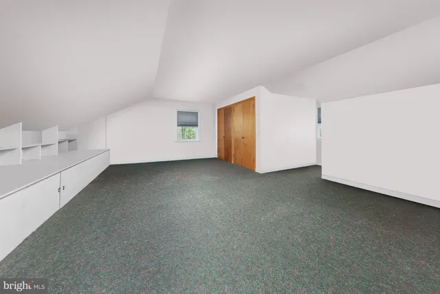 a view of a livingroom with furniture