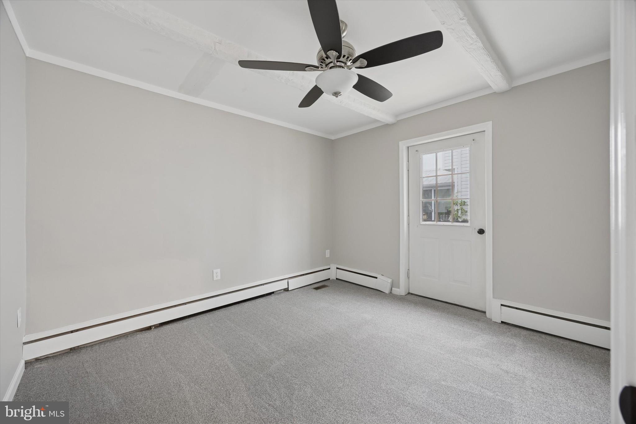 505 Fernwood Avenue Folsom, PA 19033 - Photo 16 of 32 First flr main bedroom