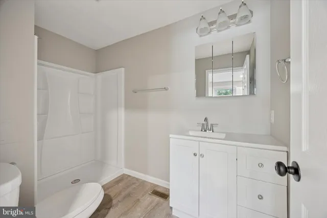 $474,900 | 505 Fernwood Avenue, Folsom, PA 19033