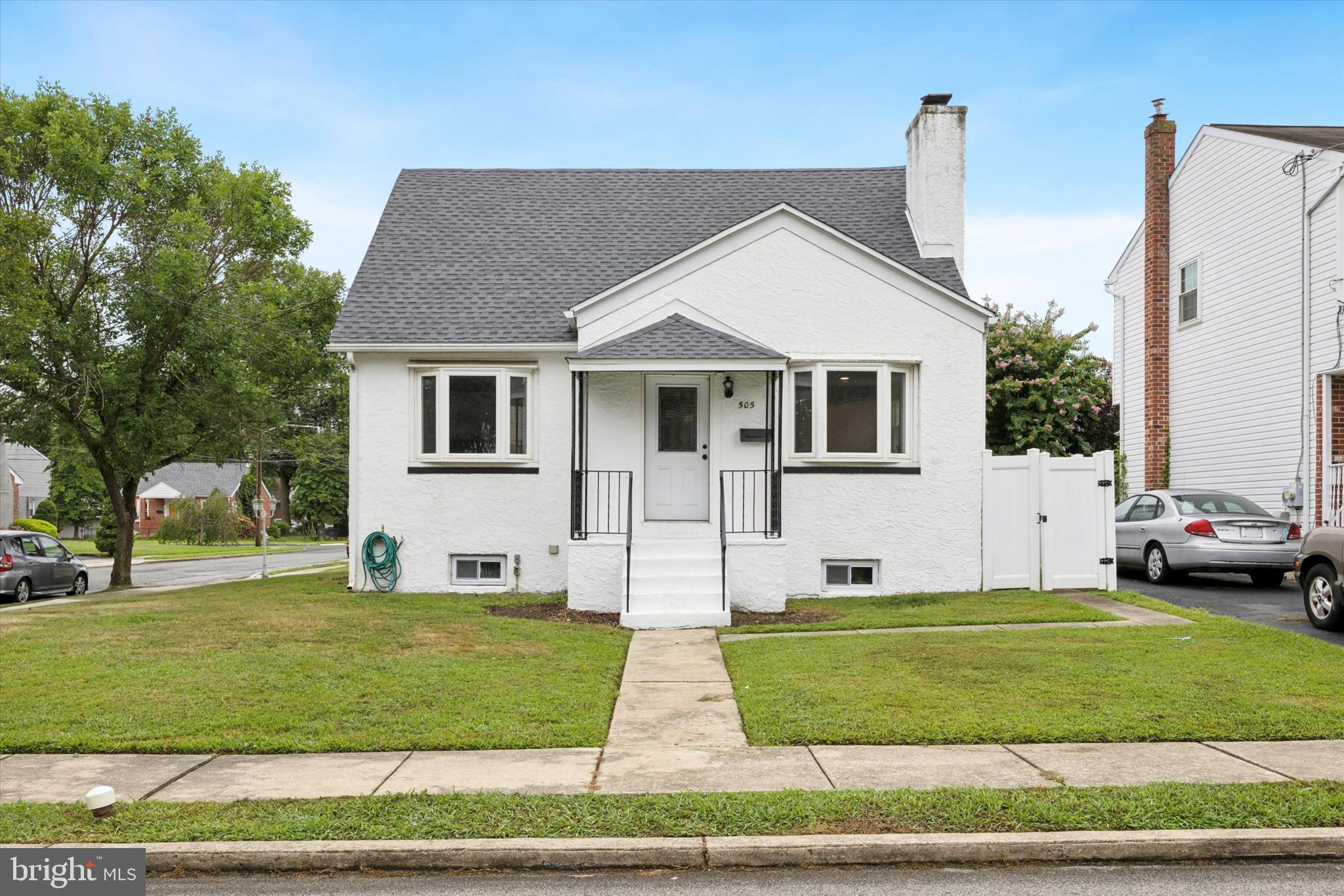 505 Fernwood Avenue Folsom, PA 19033 - Photo 2 of 32