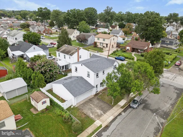 $474,900 | 505 Fernwood Avenue, Folsom, PA 19033