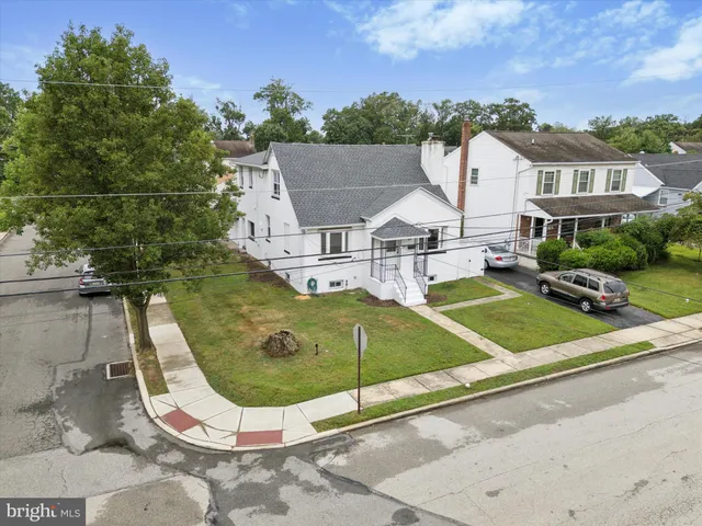 $474,900 | 505 Fernwood Avenue, Folsom, PA 19033