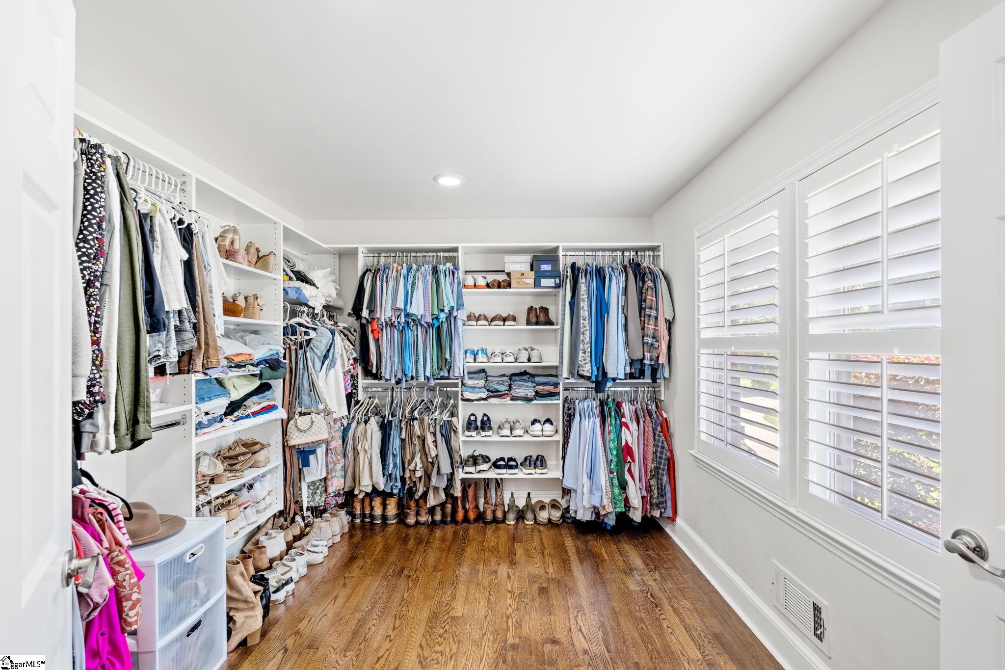 212 Robin Hood Road Greenville, SC 29607 - Photo 18 of 29 Gallery Image 18