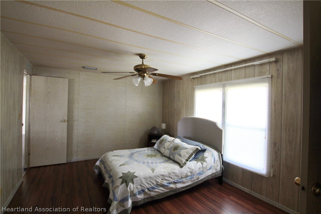 1272 Chobee Loop Okeechobee, FL 34974 - Photo 18 of 32