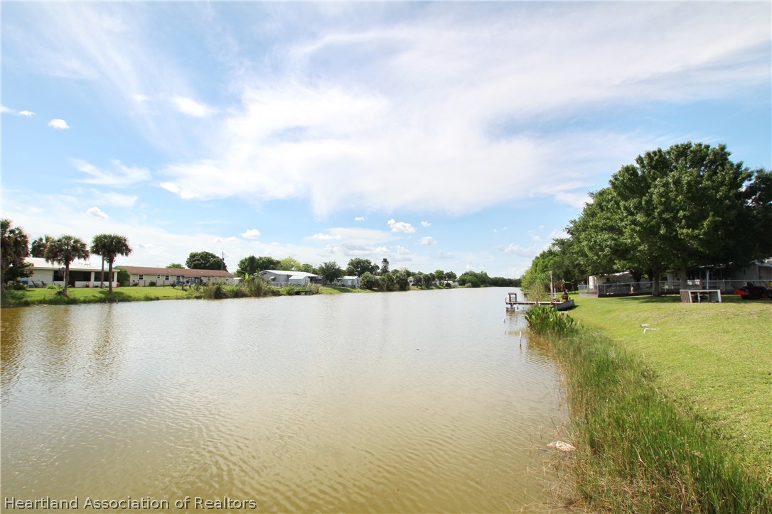 1272 Chobee Loop Okeechobee, FL 34974 - Photo 32 of 32