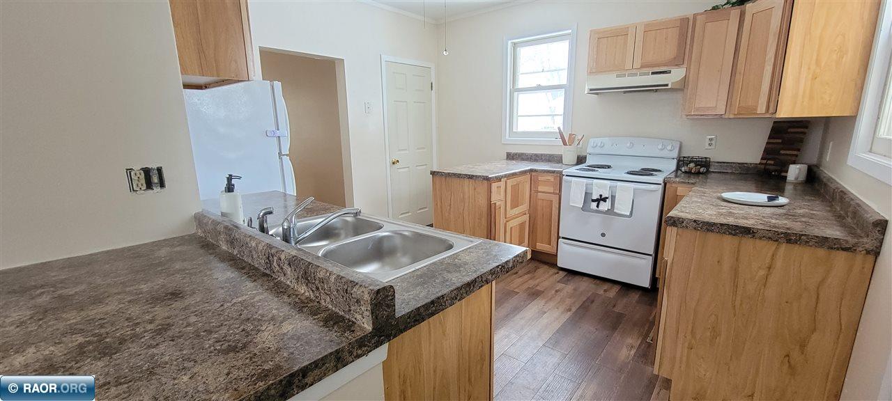 414 7th Street Southwest Chisholm, MN 55719 - Photo 12 of 29