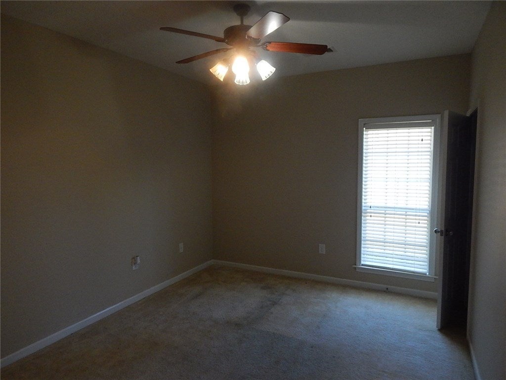 260 Hunters Ridge Tallassee, AL 36078 - Photo 18 of 34 Gallery Image 18