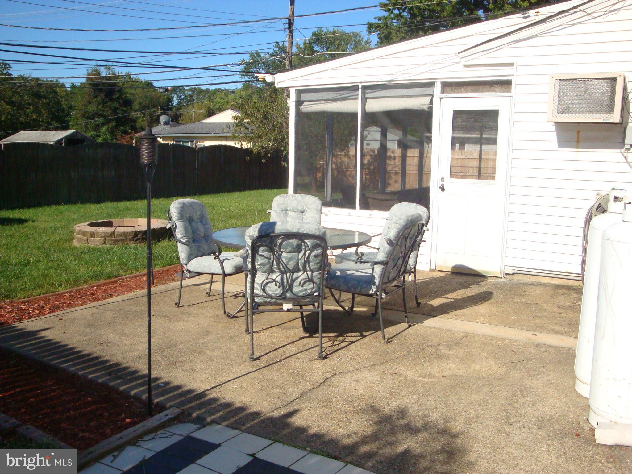 71 Incurve Road Levittown, PA 19057 - Photo 20 of 32 Patio for Outdoor enjoyment