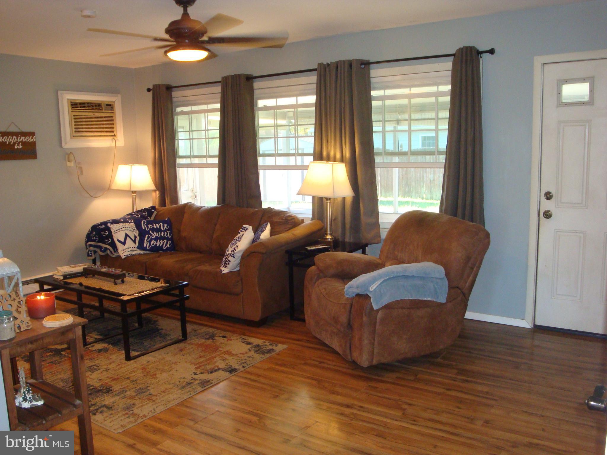 71 Incurve Road Levittown, PA 19057 - Photo 4 of 32 Large windows overlook 3 Season Room and Yard