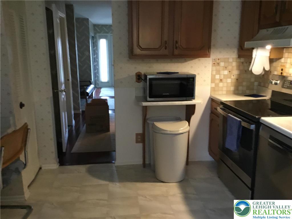 3605 Chalmette Road Allentown, PA 18104 - Photo 16 of 50