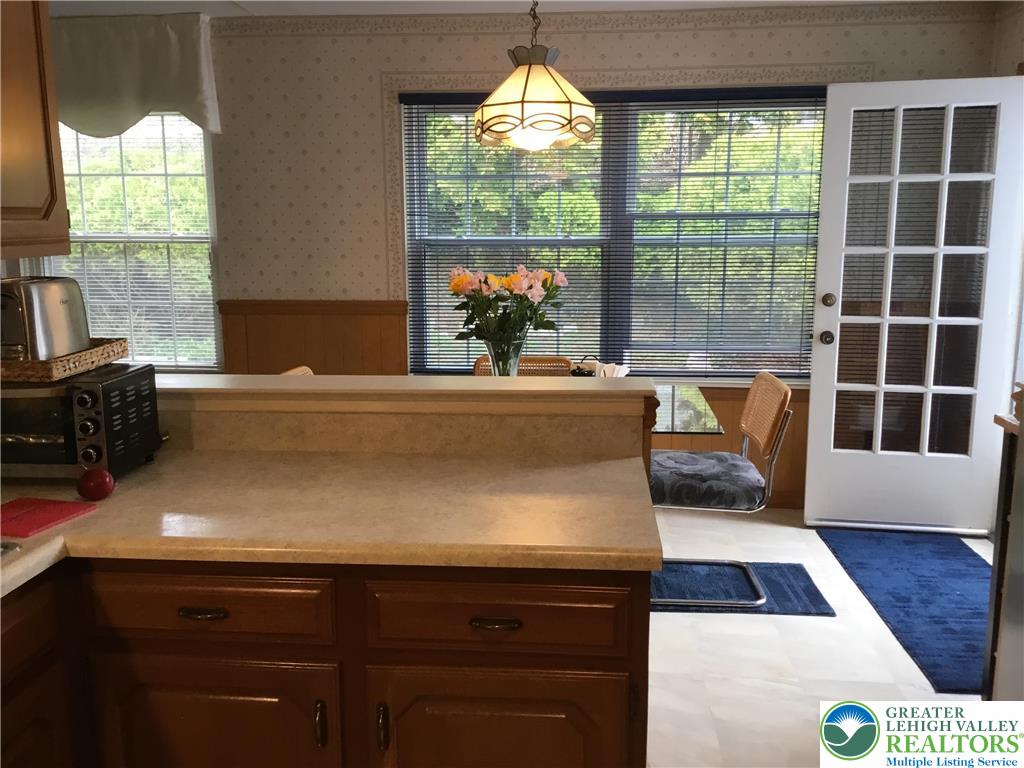 3605 Chalmette Road Allentown, PA 18104 - Photo 19 of 50