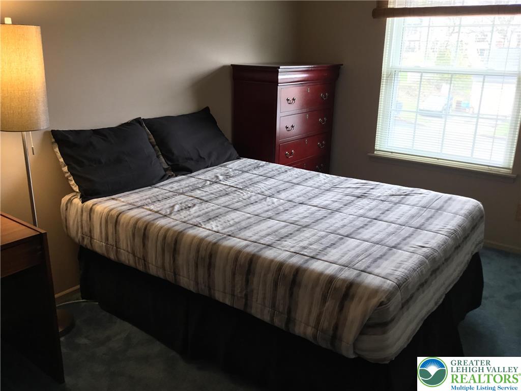 3605 Chalmette Road Allentown, PA 18104 - Photo 29 of 50