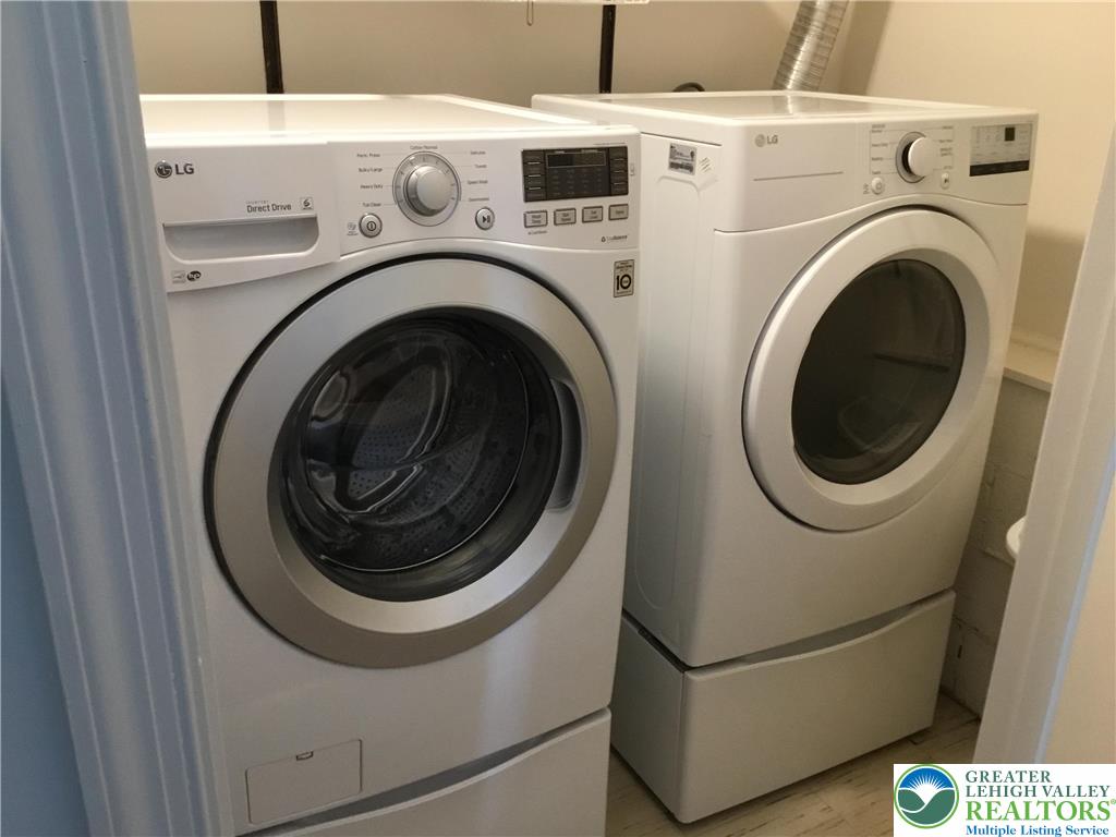 3605 Chalmette Road Allentown, PA 18104 - Photo 34 of 50