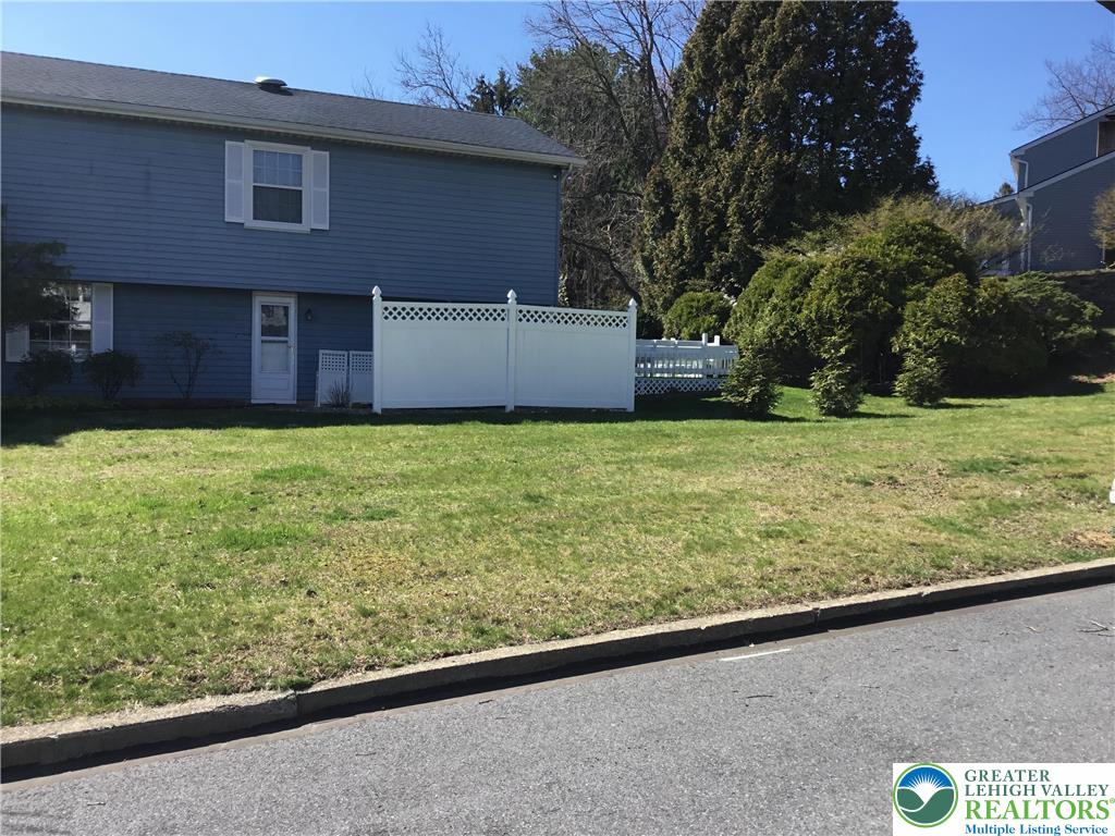 3605 Chalmette Road Allentown, PA 18104 - Photo 43 of 50