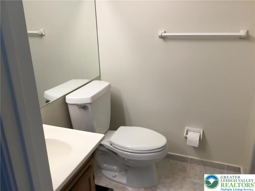 3605 Chalmette Road Allentown, PA 18104 - Photo 49 of 50