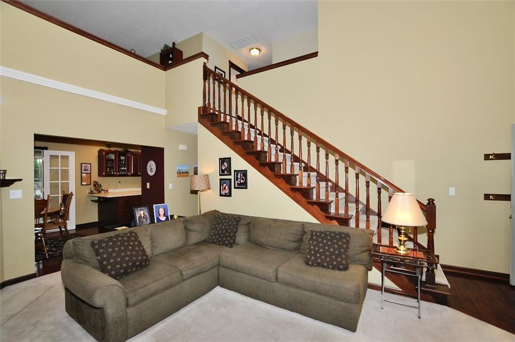 5981 Hall Road Plainfield, IN 46168 - Photo 3 of 45