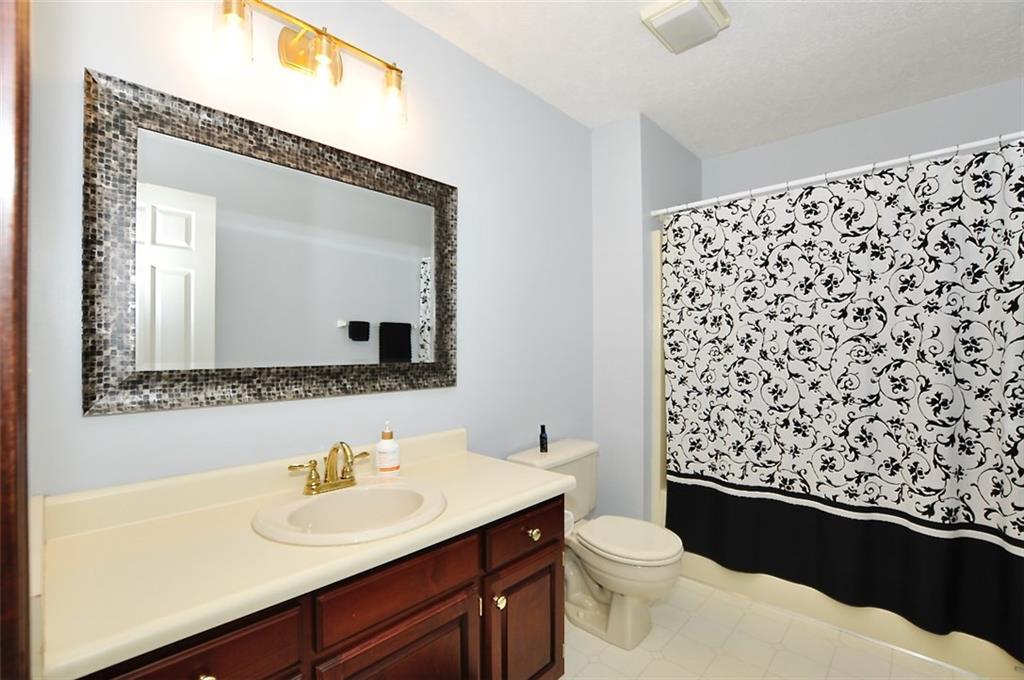 5981 Hall Road Plainfield, IN 46168 - Photo 31 of 45