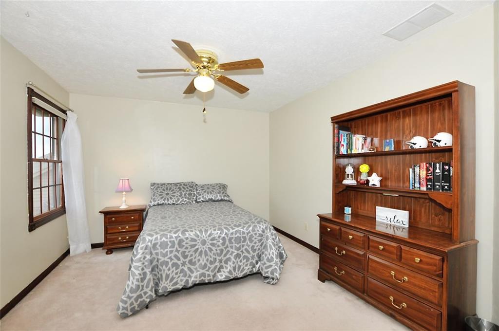 5981 Hall Road Plainfield, IN 46168 - Photo 34 of 45