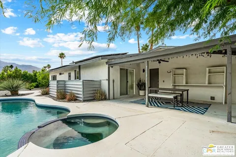 $719,000 | 3121 East Ventura Road, Palm Springs, CA 92262
