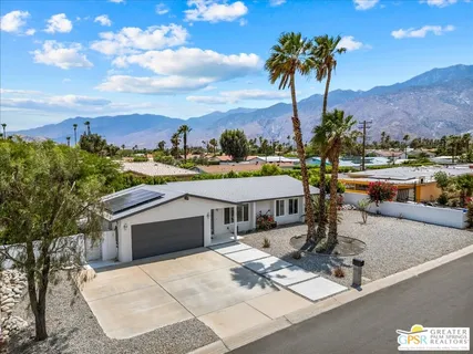 $719,000 | 3121 East Ventura Road, Palm Springs, CA 92262