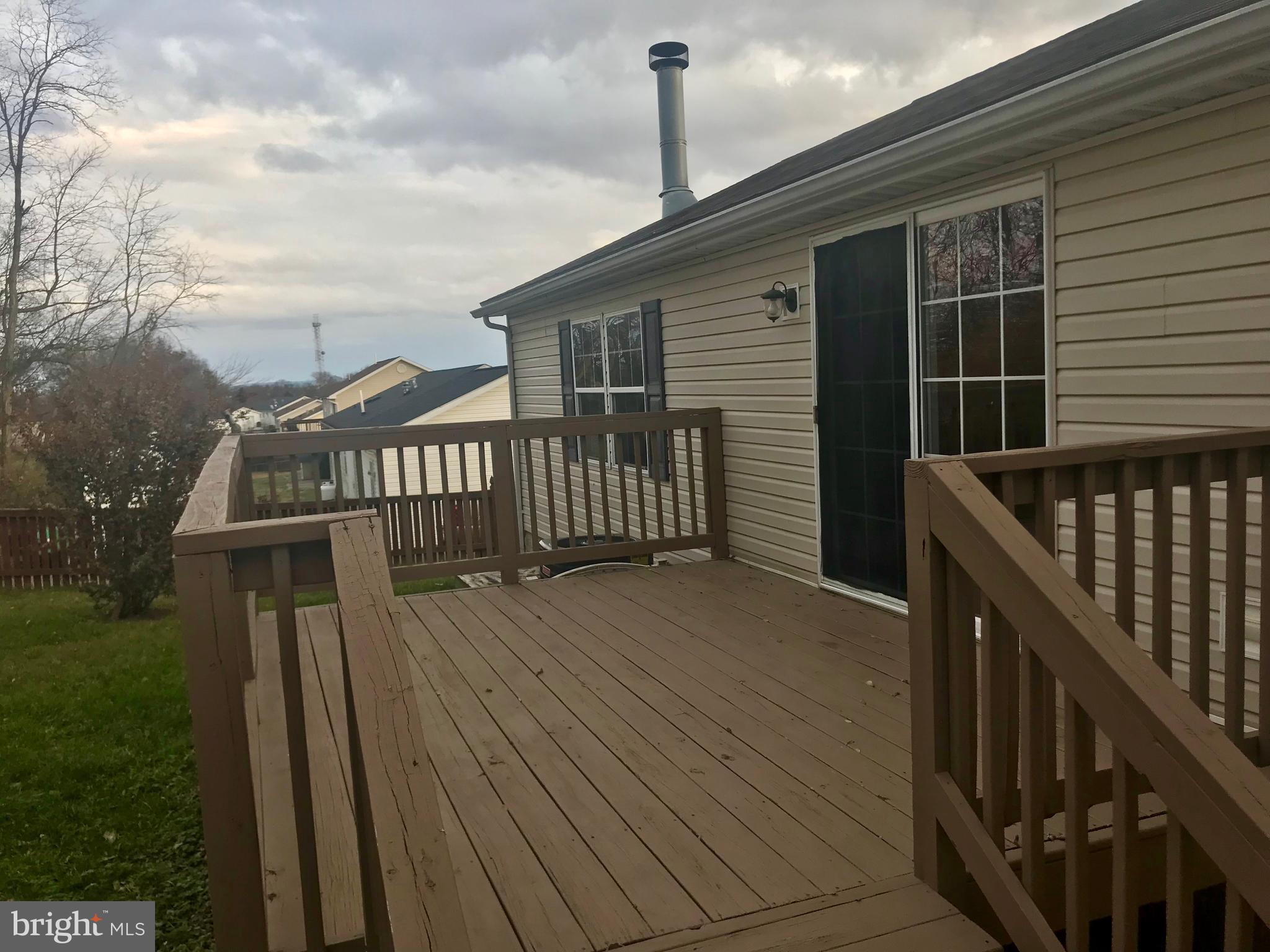 202 Teal Road Martinsburg, WV 25405 - Photo 19 of 25 Exterior (Rear)