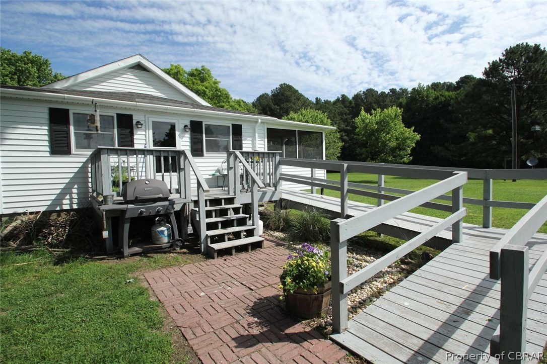 4115 Bluff Point Road Kilmarnock, VA 22482 - Photo 4 of 22