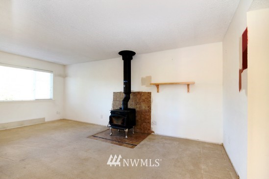 411 213th Place Southwest, Unit D Bothell, WA 98021 - Photo 2 of 13