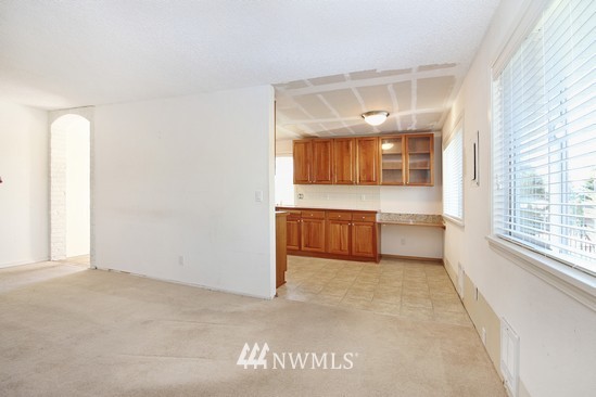 411 213th Place Southwest, Unit D Bothell, WA 98021 - Photo 6 of 13