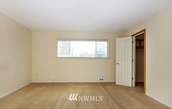 411 213th Place Southwest, Unit D Bothell, WA 98021 - Photo 10 of 13