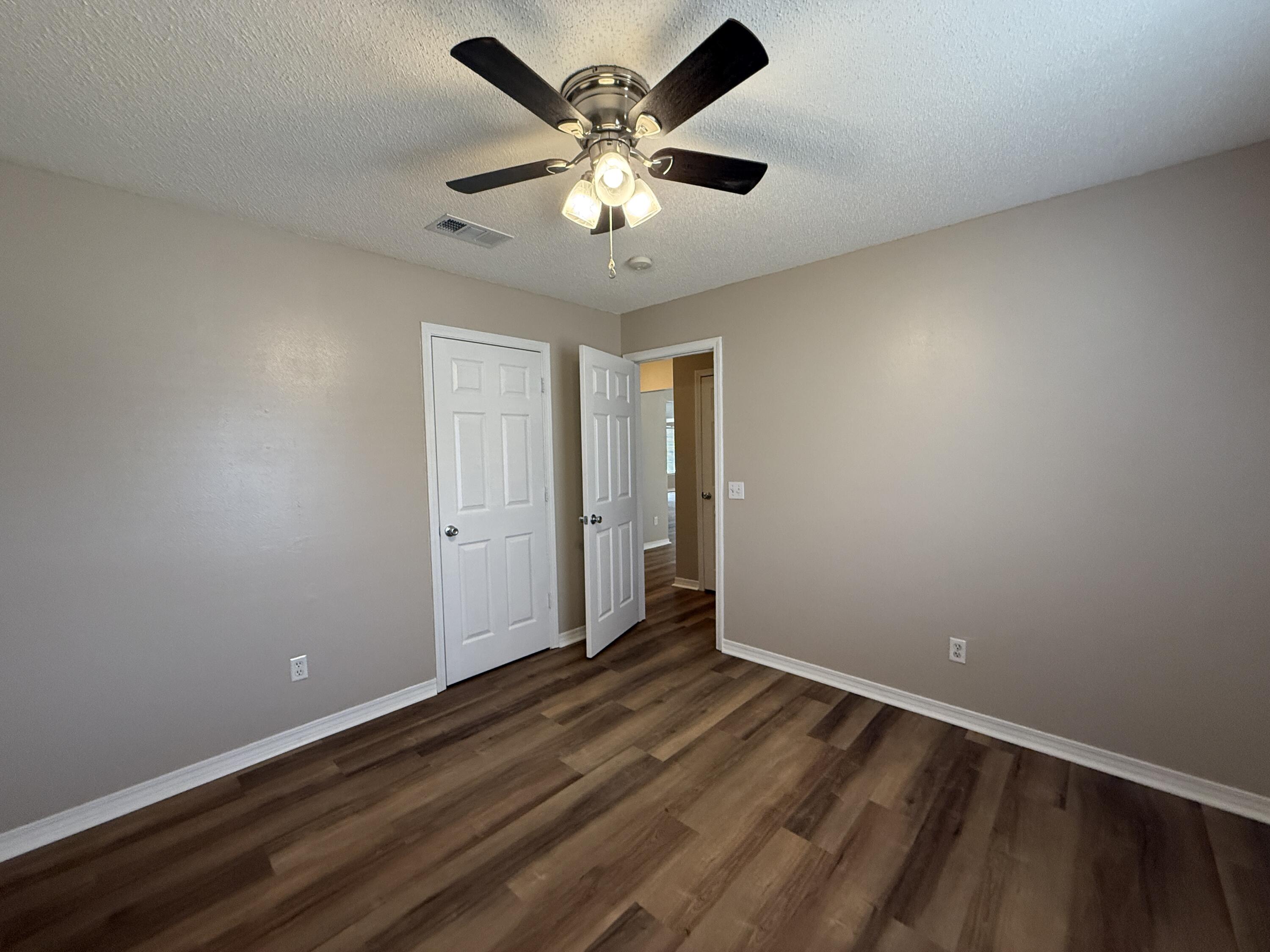 280 Limestone Circle Crestview, FL 32539 - Photo 16 of 20 IMG_7136