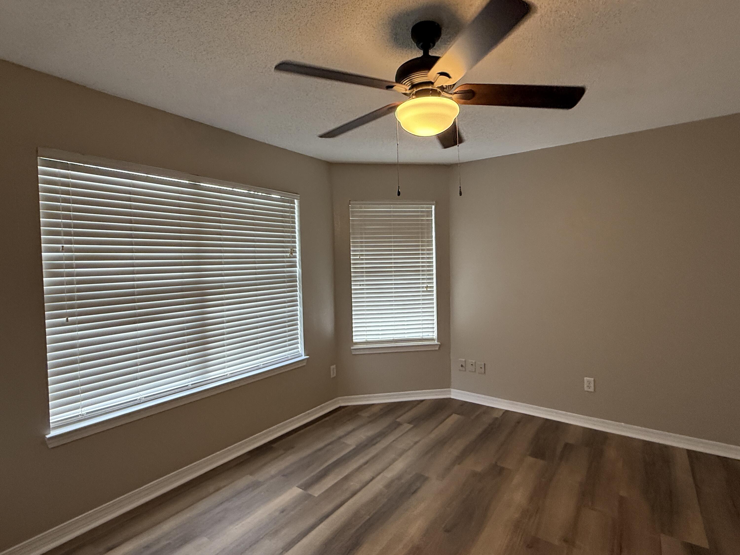 280 Limestone Circle Crestview, FL 32539 - Photo 2 of 20 IMG_7120