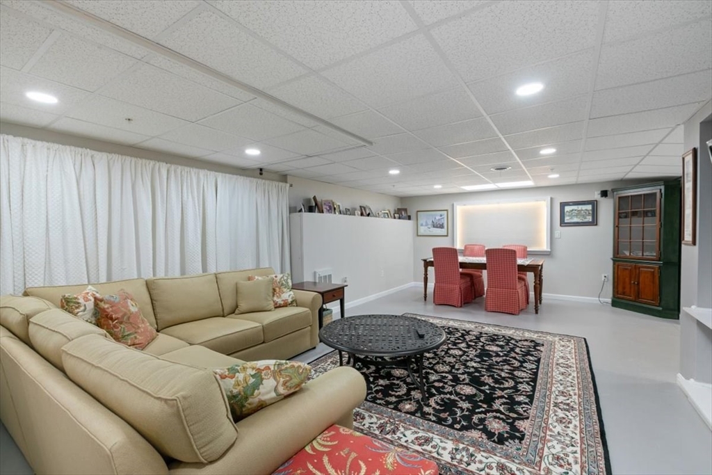 11 Hummingbird Way, Unit 11 Methuen, MA 01844 - Photo 26 of 34