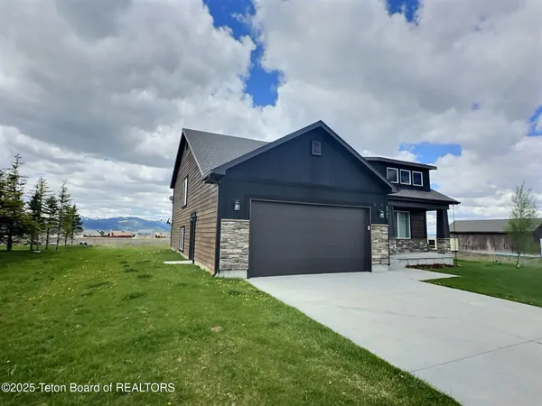 $899,000 | 2929 Iron Wood Drive, Driggs, ID 83422